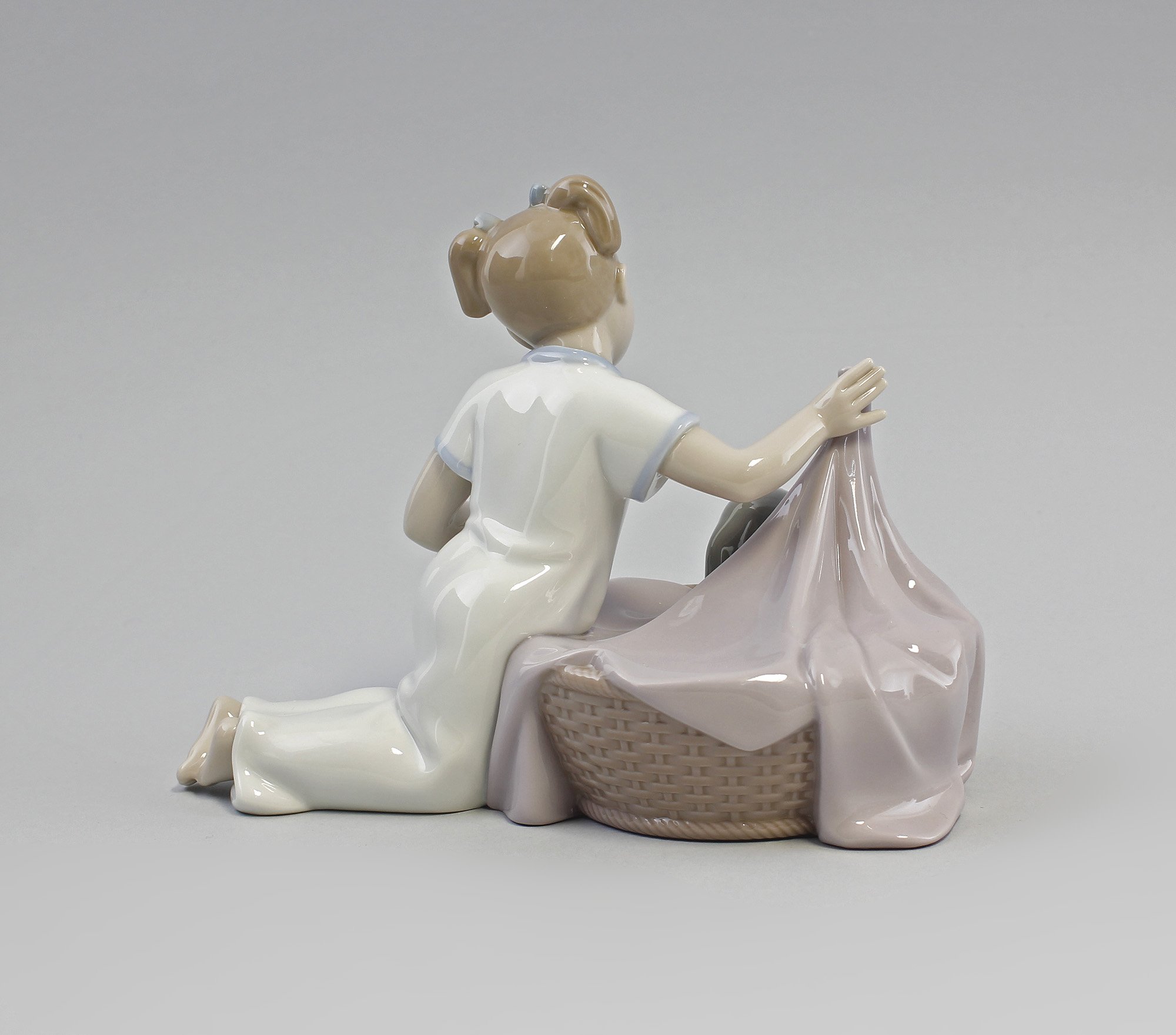 NAO by LLADRO Time To Sleep – Girl with Dog in Basket FIGURINE